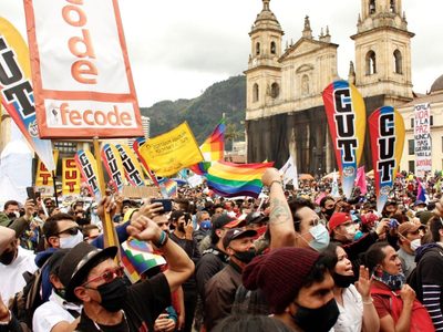El presidente de Colombia pide liberar a los presos del estallido social del 2021