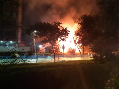 Venezuela denuncia que su consulado en Bogotá fue "vandalizado e incendiado"