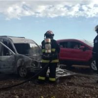 Explotó una camioneta en la Autovía Norte y sus ocupantes salieron ilesos