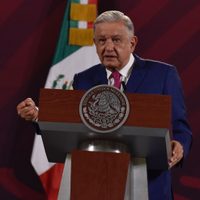 AMLO respalda al gobernador Cuitláhuac García por detención de la jueza Angélica Sánchez