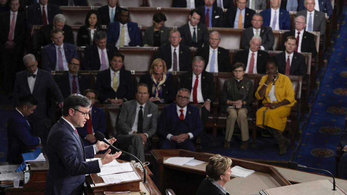 El presidente de la Cámara de Representantes, Mike Johnson
