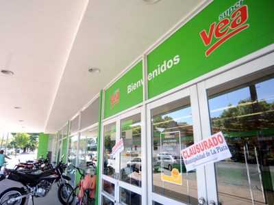 ¡Les salió caro! Clausuraron 12 supermercados por aumentar los precios en la cuarentena