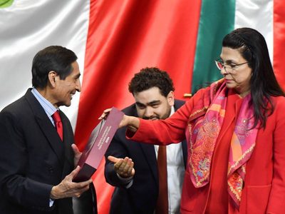 Presupuesto 2024 prioriza programas sociales y obras, pero relega derechos humanos