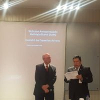Gobierno presenta proyecto de rediseño del espacio aéreo metropolitano