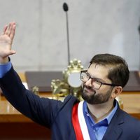 La Constituyente aprobó la norma que impide la reelección de Gabriel Boric y él está de acuerdo