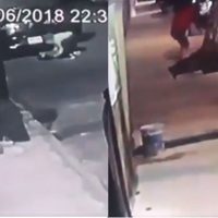 Los 10 segundos del ataque a familia en la Del Valle; expareja de víctima, el principal sospechoso (Video)