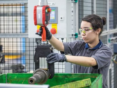 La actividad económica creció 1,9% interanual en el último año