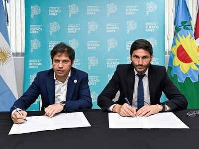 Axel Kicillof y Maximiliano Pullaro firman un convenio para combatir el crimen organizado