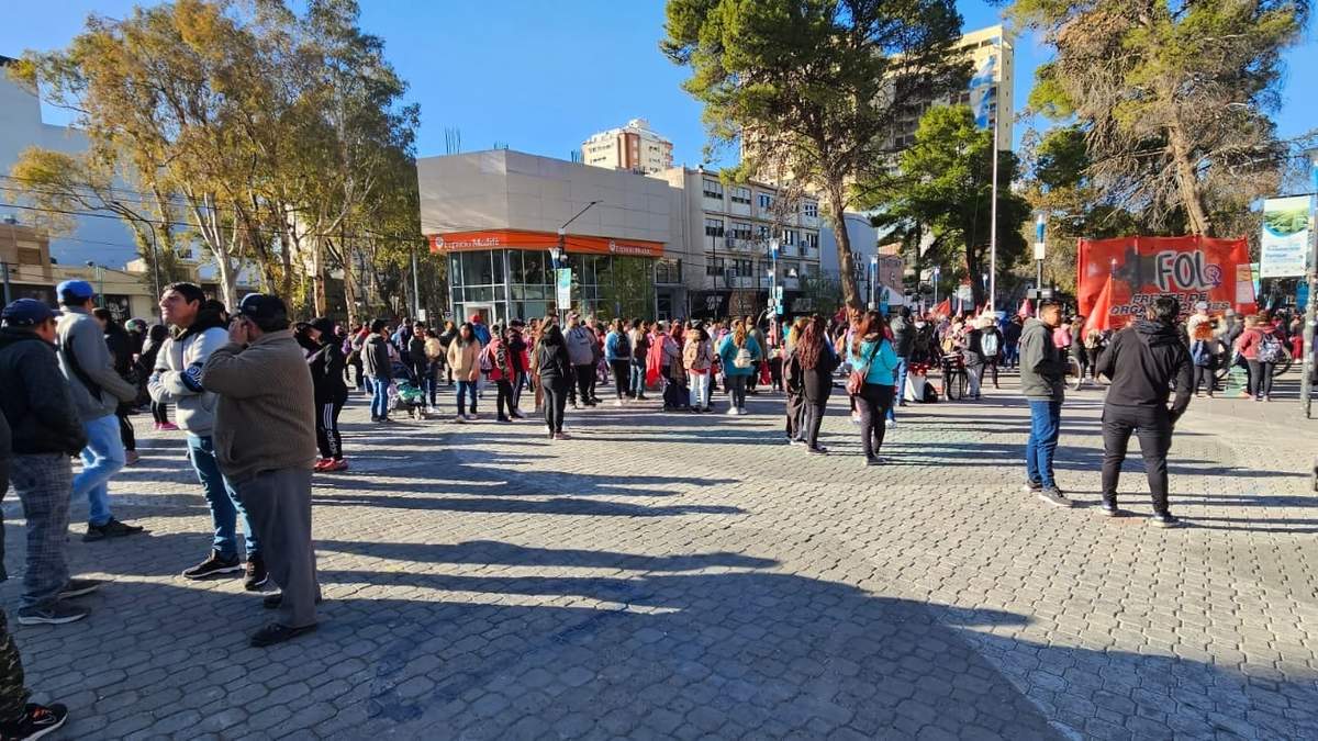 Protesta de organizaciones social. Fuente: (Javier Manzano - Minuto Neuquén)