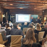 Hoteleros pidieron alivio en licencias y apoyo frente a la competencia