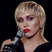 Miley Cyrus parece no haber olvidado a Liam Hemsworth y su última publicación lo confirmaría