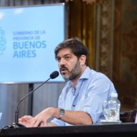 Por el aumento de casos, Carlos Bianco anunció que 15 municipios bajarán de fase
