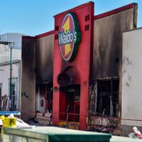 Caso incendio en Waldo’s: dueños de la tienda siguen sin declarar a un mes de la tragedia