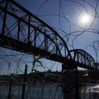 EU abre dos pasos ferroviarios tras un aumento de cruces en la frontera con México