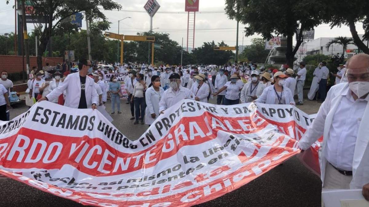 Protesta en Chiapas tras la detención del médico Gerardo Vicente Grajales Yuca