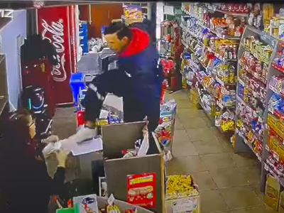 Video: brutal asalto en un kiosco de Ciudad