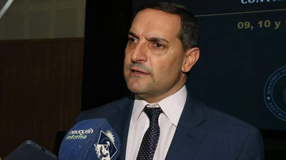 Matías Nicolini, ministro de Seguridad, habló sobre el combate al narcomenudeo. Fuente: (Neuquén Informa)