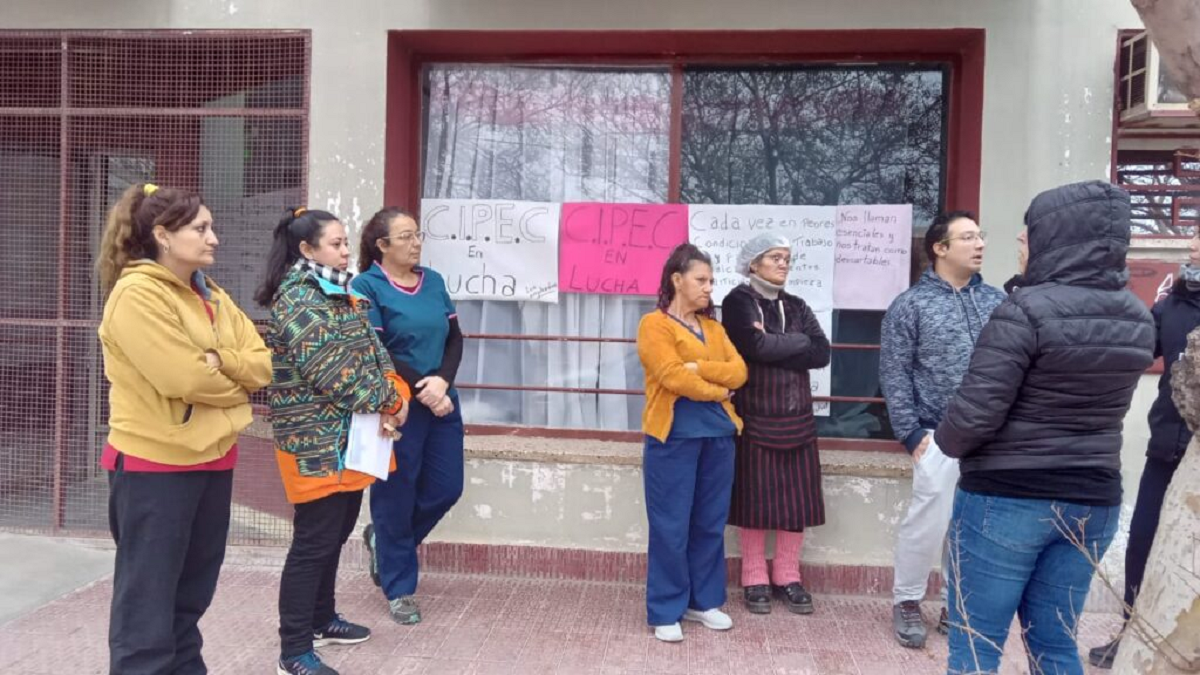 En la actualidad hay 15 personas que trabajan en el CIPEC. Fuente: (Centenario Digital)