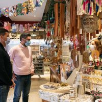 Compras navideñas de último momento: cómo será el horario de los comercios neuquinos