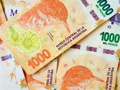 Es oficial: cuáles serán los aumentos del salario mínimo en septiembre, octubre y febrero