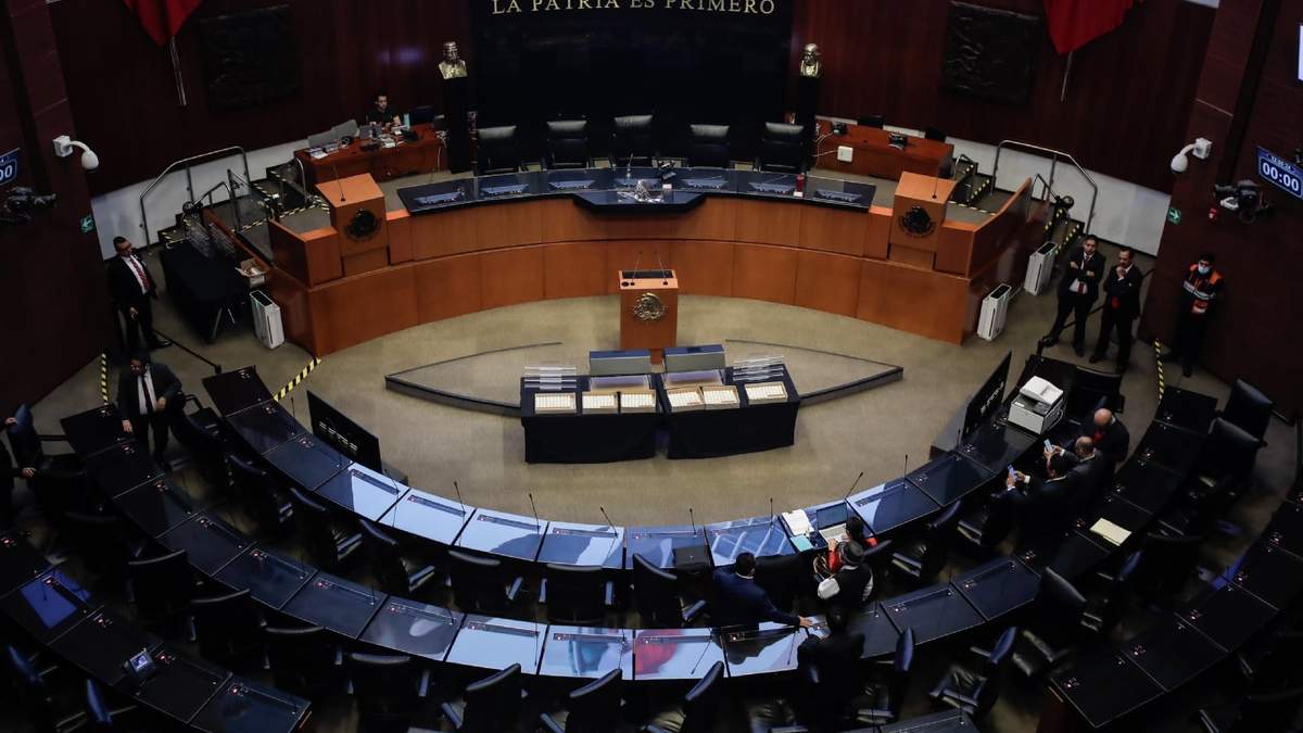 Preparativos de la tómbola de aspirantes al Poder Judicial, en el Senado de la República