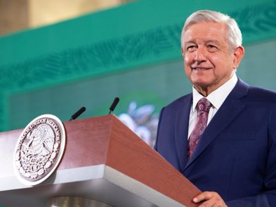 Presidencia llama a votar 'libremente, sin ataduras'... con una imagen de AMLO