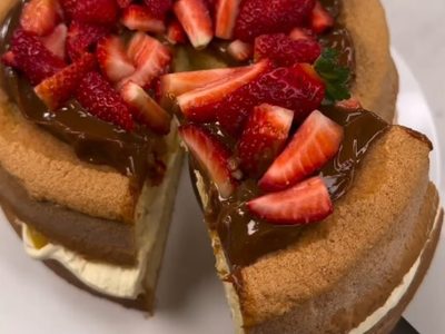 Bizcochuelo casero bien esponjoso y muy fácil: poné la pava y hacete esta receta que es un 10