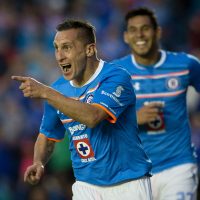 Cruz Azul golea al Monterrey y Tigres al América