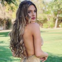 "¡Cuidado que se ve!" Lele Pons lució un vestido con un tajo muy pronunciado ¡Ojo!