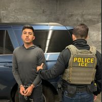 El ICE detiene en California a ex militar mexicano ligado al caso Ayotzinapa