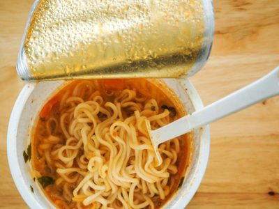 Conocé estos alarmantes datos para tu salud antes de volver a comprar fideos instantáneos