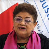 Ernestina Godoy pide a diputados no dejarse influenciar al votar su ratificación