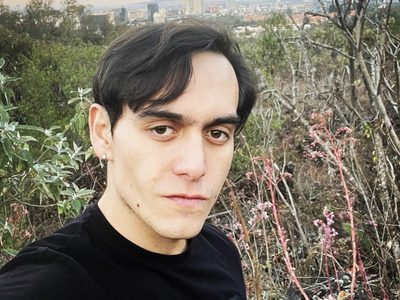 Revelan que Julián Figueroa intentó comunicarse con una amiga horas antes de fallecer