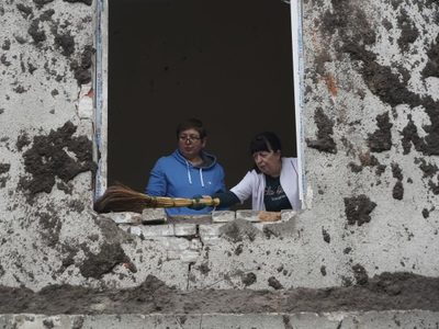 Drones rusos incendian un hotel en Mykolaiv, en el Mar Negro