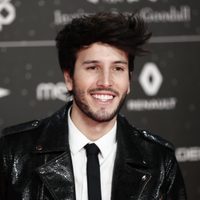 ¿Qué dirá Tini? Sebastián Yatra y su polémico video junto a dos mujeres
