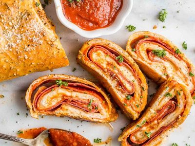 Pizza enrollada: una receta siciliana que vas a amar y que es ideal para el finde