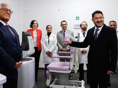 Recibe CDMX ocho mastógrafos de Administración del Patrimonio de la Beneficencia Pública