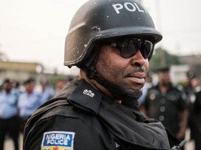 Horror en Nigeria: la Policía descubrió 20 cuerpos momificados en una casa