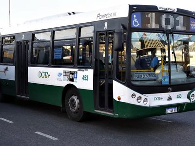 Paro de colectivos: tras el acuerdo con la UTA, cómo funciona el transporte este jueves