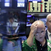 Sacude al mundo efecto Brexit; dólar se cotiza en $19.18