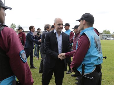 La Policía no frena las marchas anticuarentena, pero reprimió una movilización por Facundo Astudillo