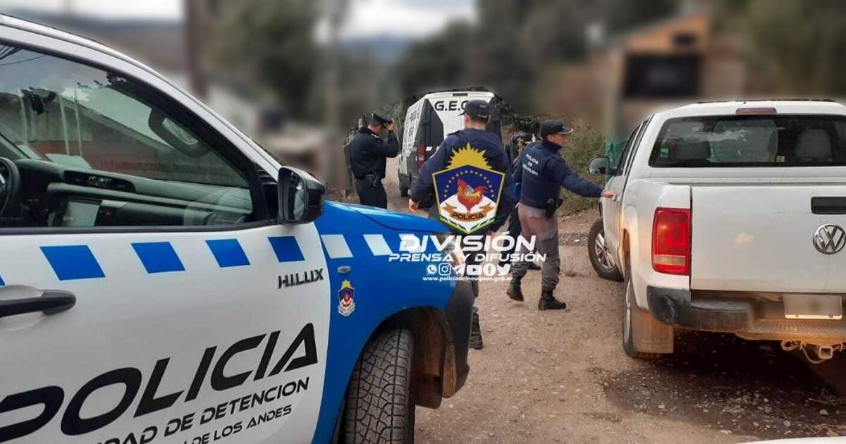 Uno de los allanamientos ordenados por la Justicia de Junín de los Andes. Fuente: (Infolosandes)