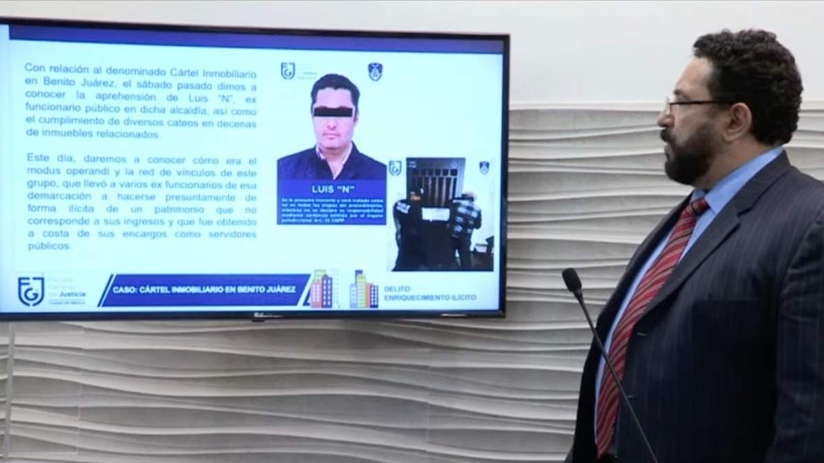 Conferencia de Ulises Lara