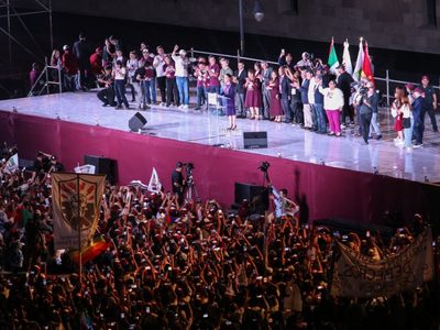 Sheinbaum congregó a 30 mil personas en el zócalo durante la celebración de su triunfo