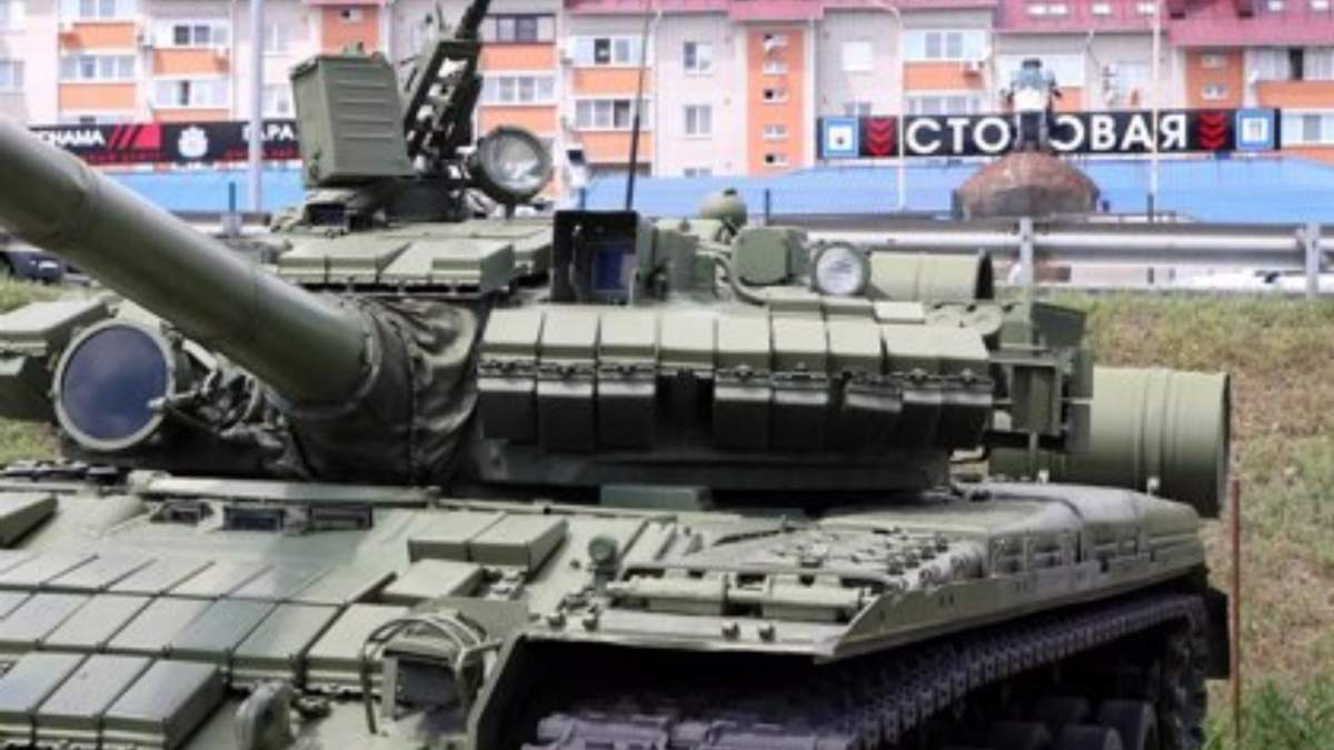 Un carro de combate en Rostov del Don