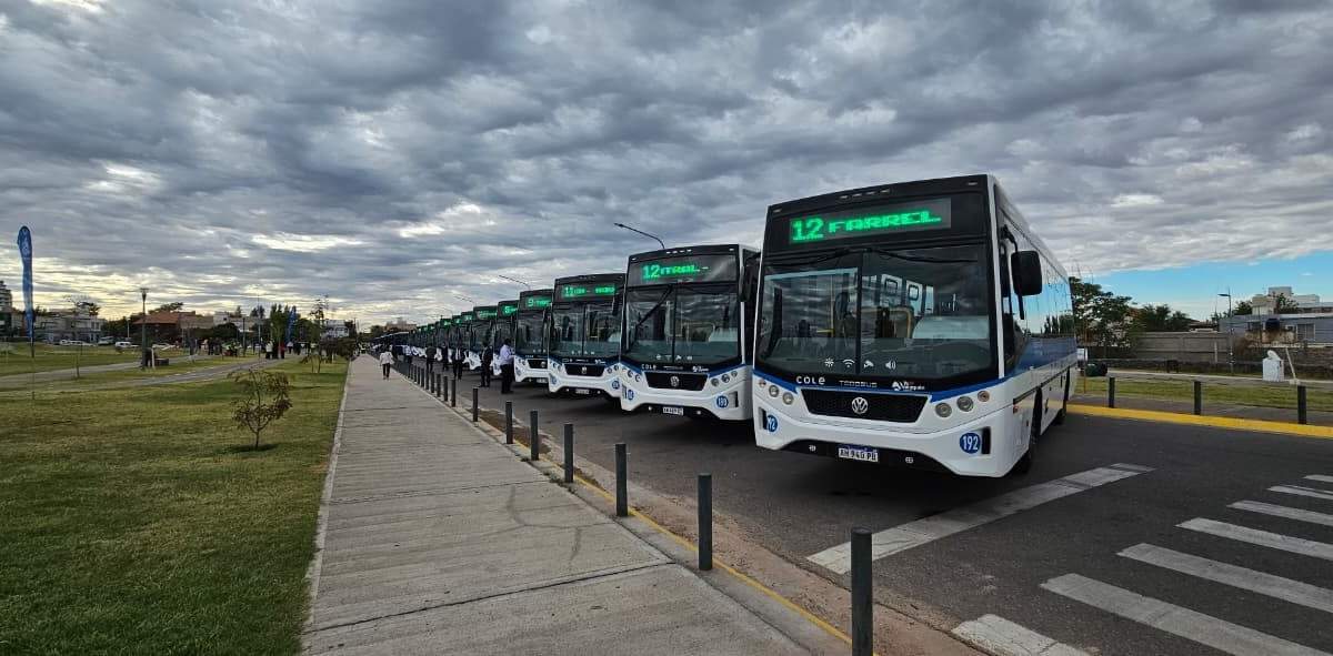 El municipio presentó los nuevos colectivos. Fuente: (Javier Manzano Lamacchia)