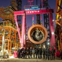 Fotos: YPF instaló el reactor más grande del país