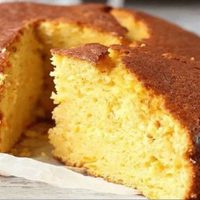 ¿Tenés menos de una hora? Hacé este bizcocho de leche, fácil y esponjoso sin usar batidora