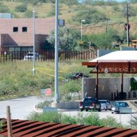 Patrulla Fronteriza hiere a dos mexicanos en garita de Arizona