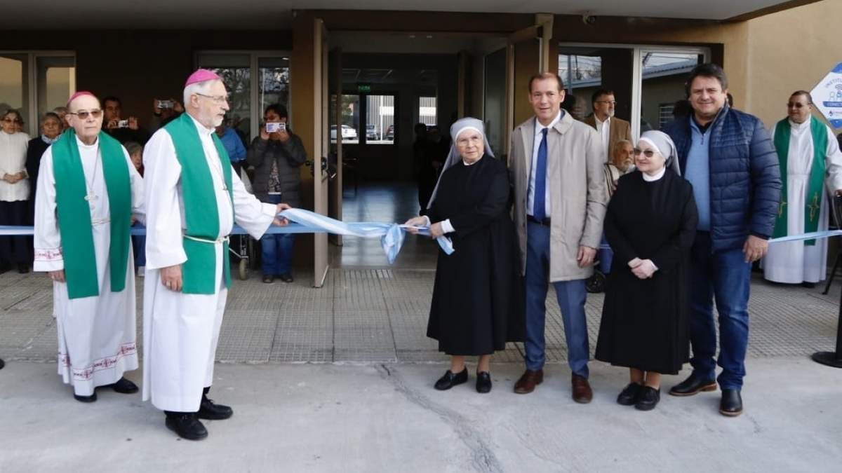 Inauguración del nuevo edificio. Fuente: (Gobierno de Neuquén)